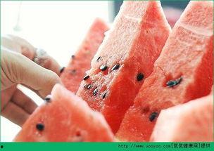 晚上吃瓜会变肥,揭秘吃瓜变肥的真相与对策