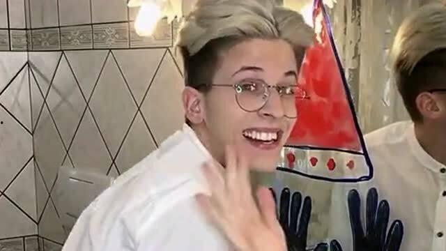 网红镜子健身视频,网红健身达人教你轻松打造完美身材