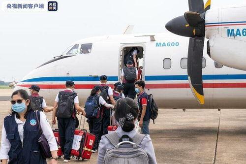 安徽网红抗疫英雄视频,短视频记录逆行者的英勇瞬间