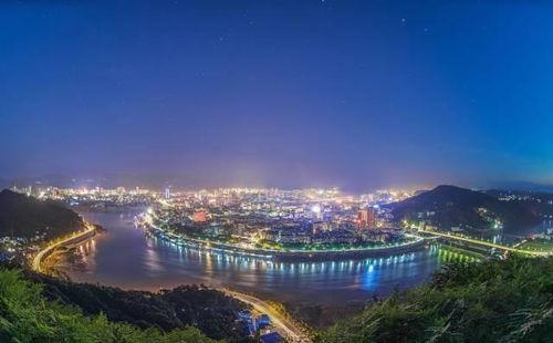 铁路爆料最新消息视频,最新视频揭秘铁路运行内幕