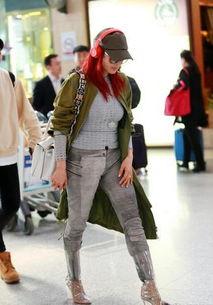 明星同款雨靴透明,时尚与实用的完美结合